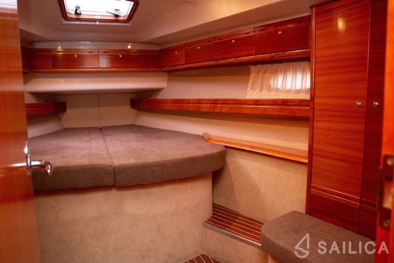 Bavaria 46 Cruiser - Yacht Charter Sailica