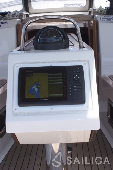 Bavaria Cruiser 37 - Yacht Charter Sailica