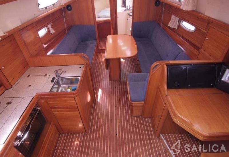 Bavaria 37 Cruiser - Yacht Charter Sailica