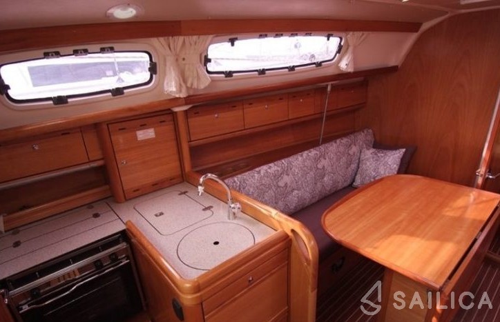 Bavaria 31 Cruiser - Yacht Charter Sailica