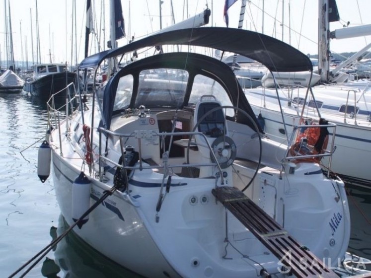 Bavaria 30 Cruiser - Yacht Charter Sailica