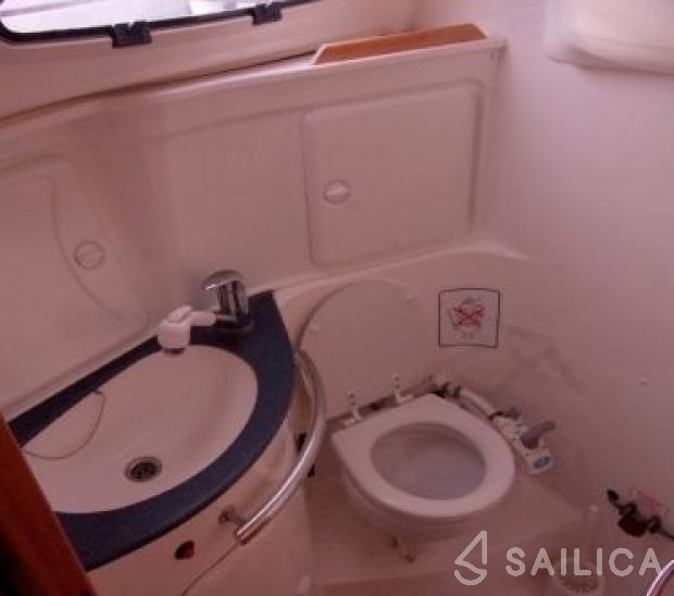 Bavaria 30 Cruiser - Yacht Charter Sailica