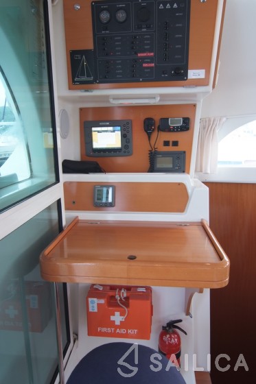 Lagoon 380 S2 - Yacht Charter Sailica