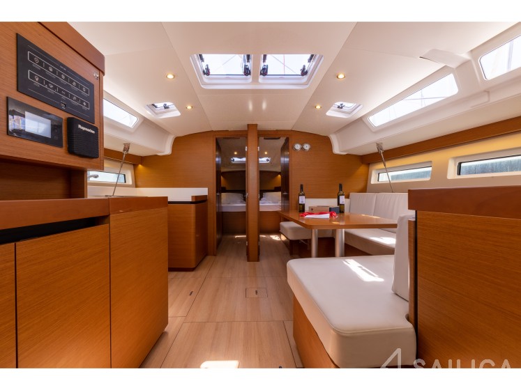 Sun Odyssey 490 - Yacht Charter Sailica