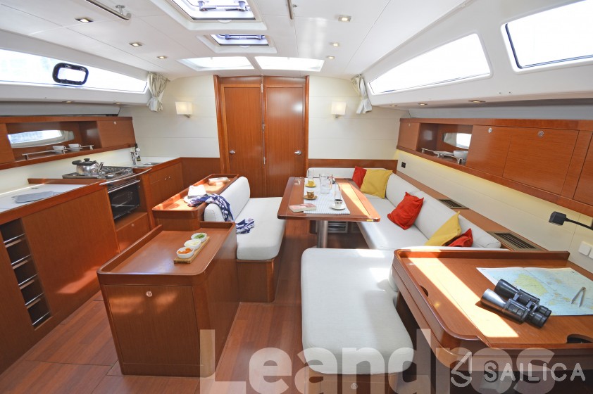 Oceanis 50 Family - Yacht Charter Sailica