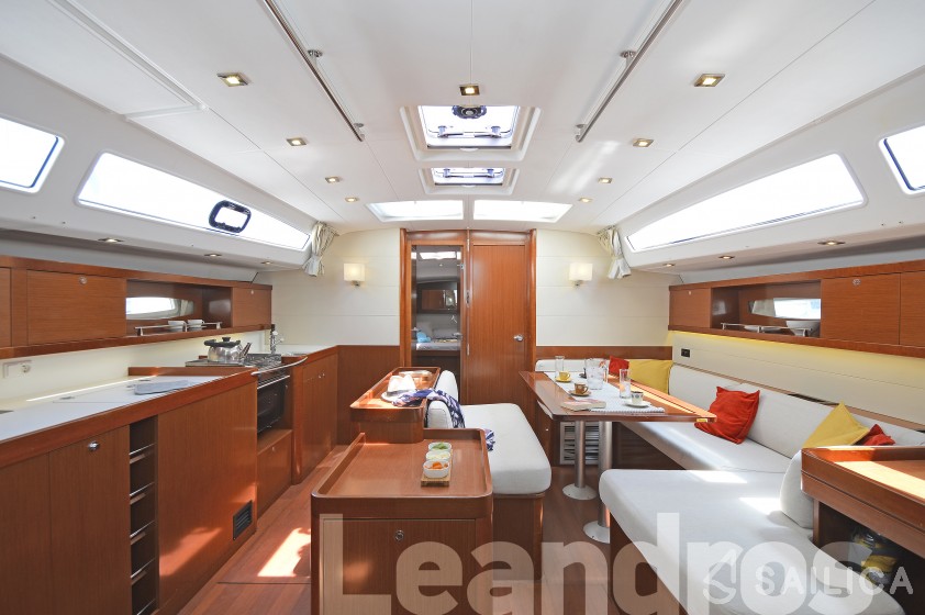 Oceanis 50 Family - Yacht Charter Sailica