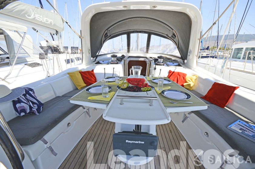 Oceanis 50 Family - Yacht Charter Sailica