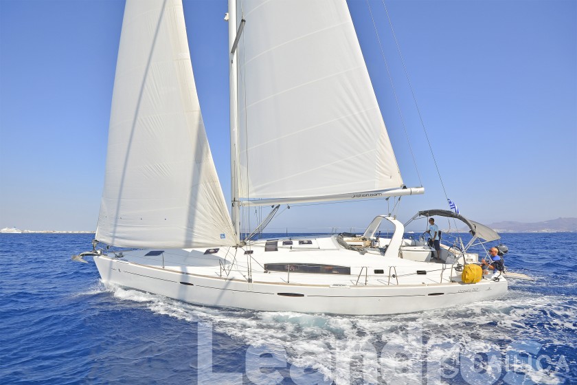 Oceanis 50 Family - Yacht Charter Sailica