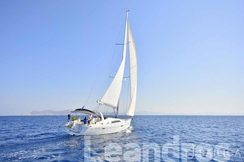 Oceanis 50 Family - Yacht Charter Sailica
