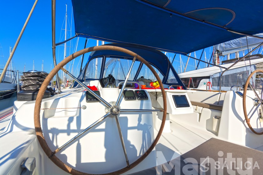 Cyclades 50.5 - Yacht Charter Sailica