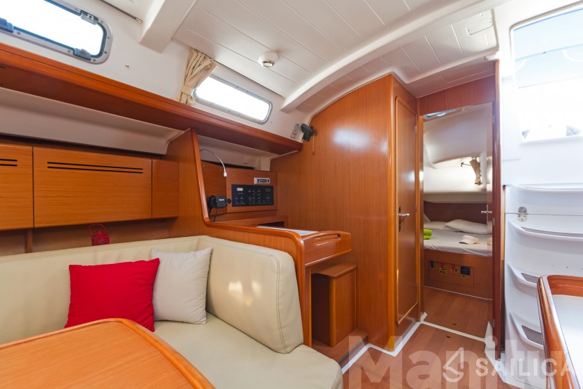 Cyclades 50.5 - Yacht Charter Sailica