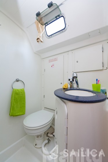 Cyclades 50.5 - Yacht Charter Sailica