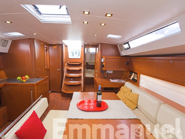 Oceanis 48 - Yacht Charter Sailica