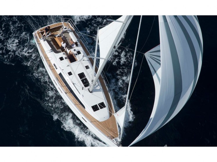 Bavaria 46 Cruiser - Yacht Charter Sailica