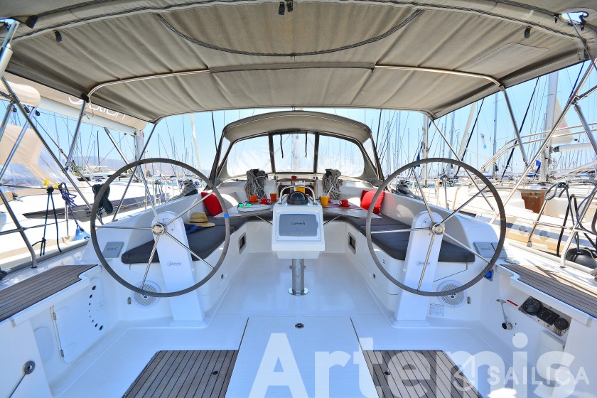 Bavaria 46 Cruiser - Yacht Charter Sailica
