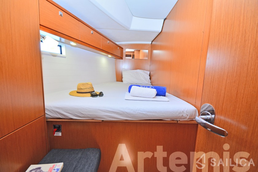 Bavaria 46 Cruiser - Yacht Charter Sailica