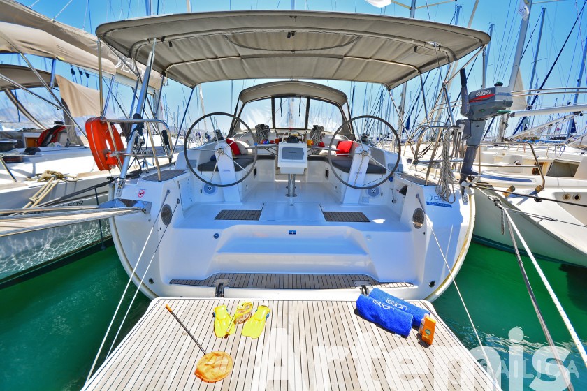 Bavaria 46 Cruiser - Yacht Charter Sailica