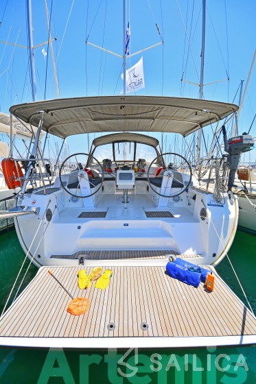 Bavaria 46 Cruiser - Yacht Charter Sailica