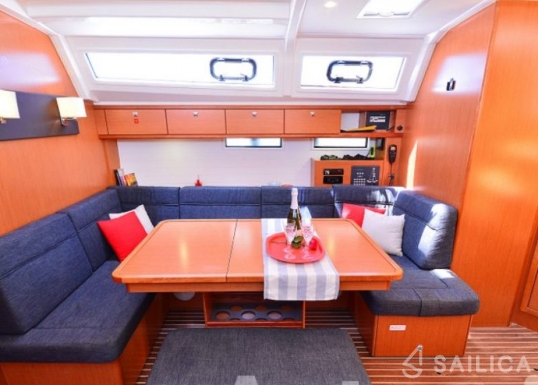 Bavaria 46 Cruiser - Yacht Charter Sailica