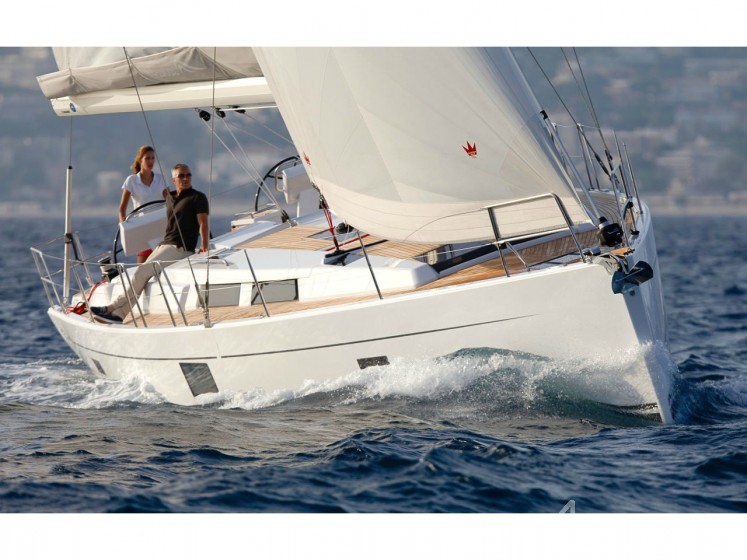 Hanse 455 - Yacht Charter Sailica