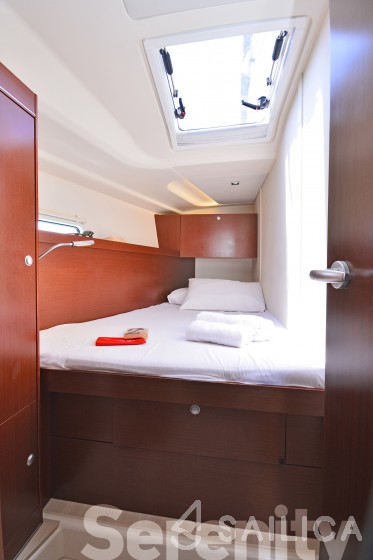Hanse 455 - Yacht Charter Sailica