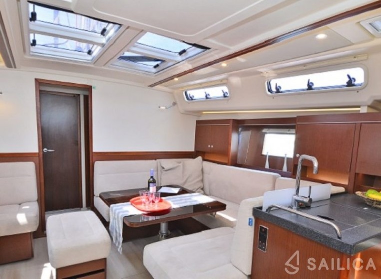 Hanse 455 - Yacht Charter Sailica