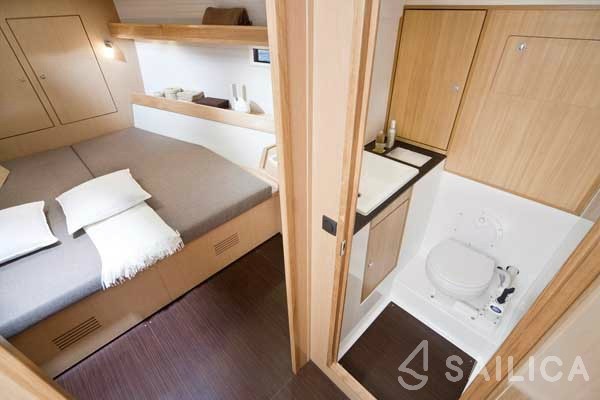Bavaria 39 Cruiser - Yacht Charter Sailica