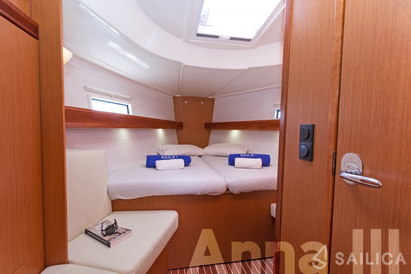Bavaria Cruiser 40 - Yacht Charter Sailica
