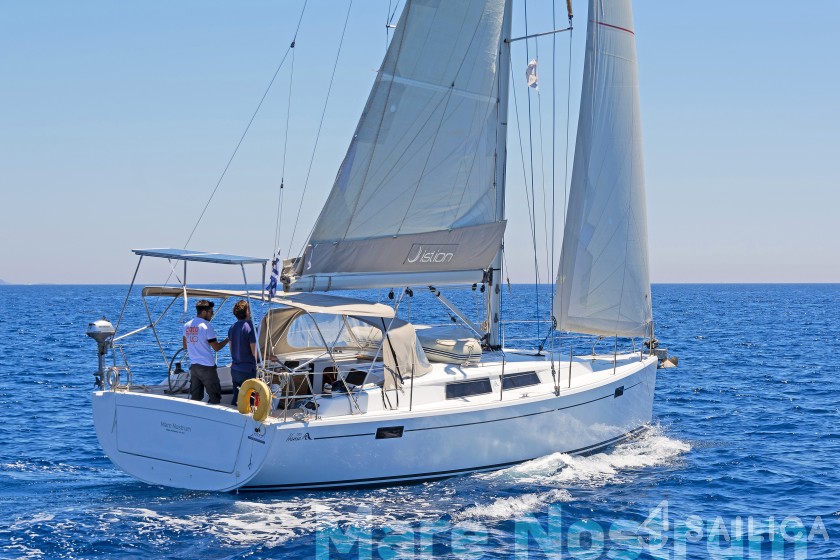 Hanse 385 - Yacht Charter Sailica