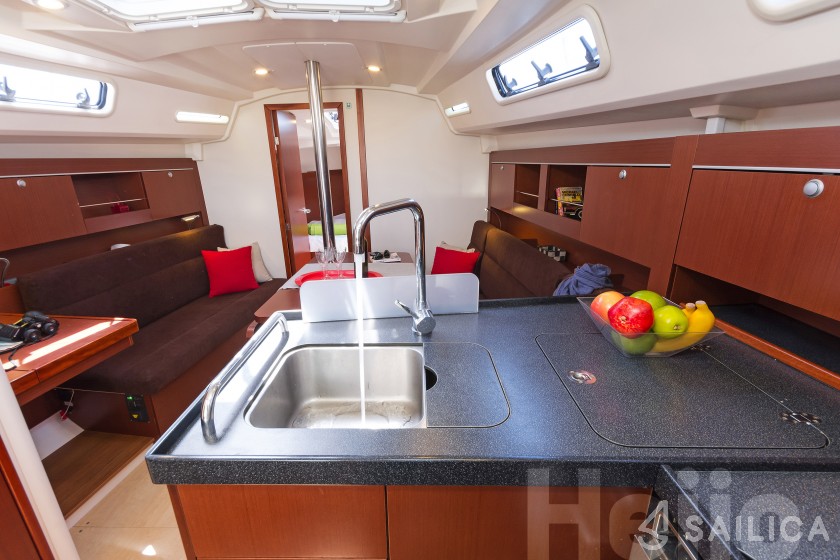 Hanse 345 - Yacht Charter Sailica