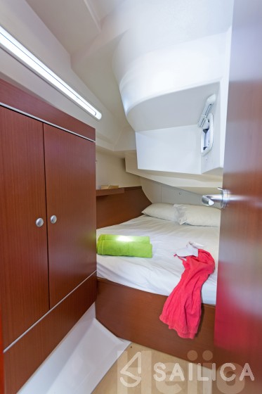 Hanse 345 - Yacht Charter Sailica