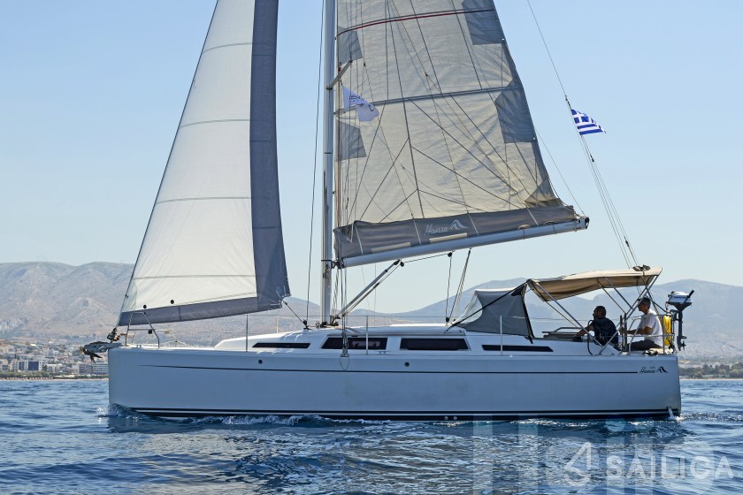 Hanse 345 - Yacht Charter Sailica