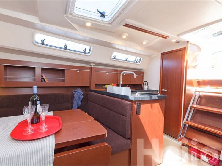 Hanse 345 - Yacht Charter Sailica