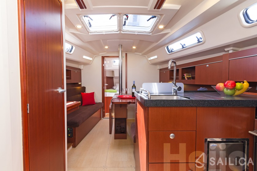Hanse 345 - Yacht Charter Sailica