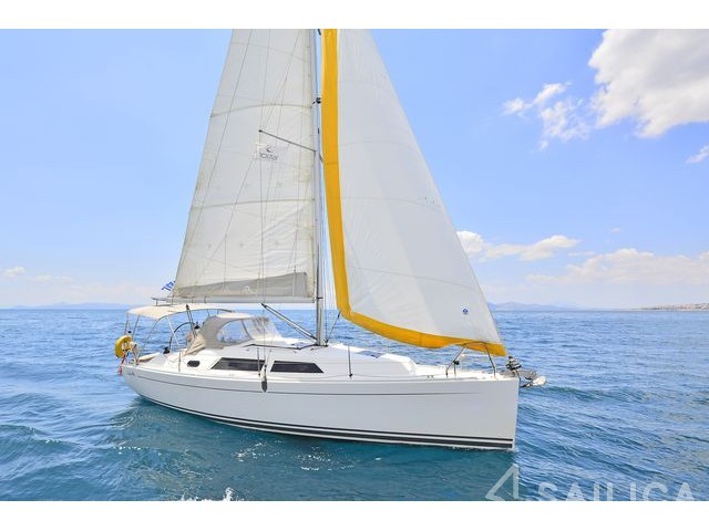 Hanse 325 - Yacht Charter Sailica
