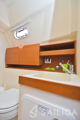 Hanse 325 - Yacht Charter Sailica