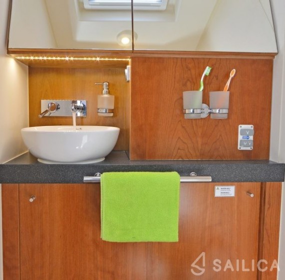 Hanse 505 - Yacht Charter Sailica