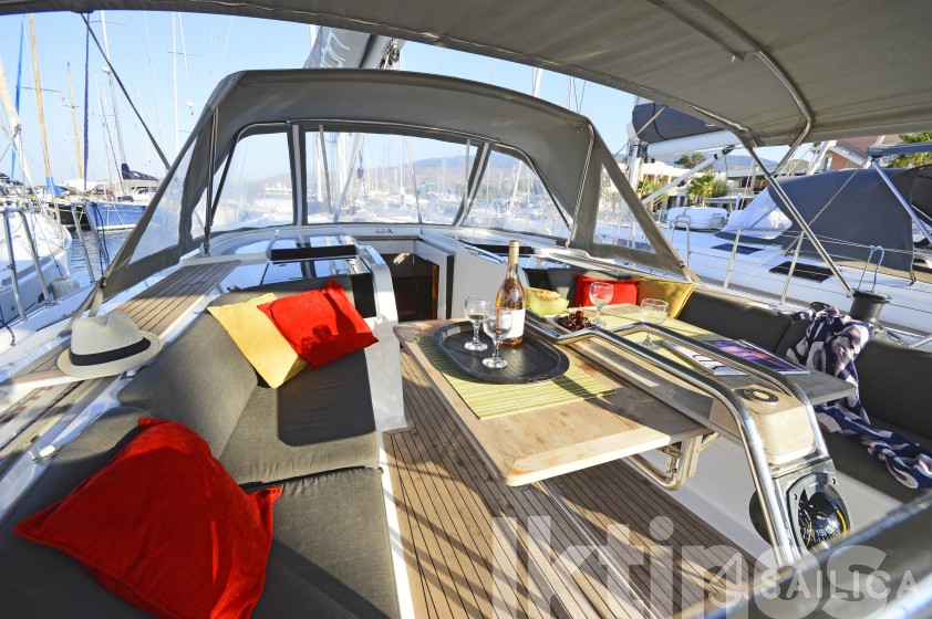 Hanse 505 - Yacht Charter Sailica