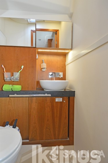 Hanse 505 - Yacht Charter Sailica