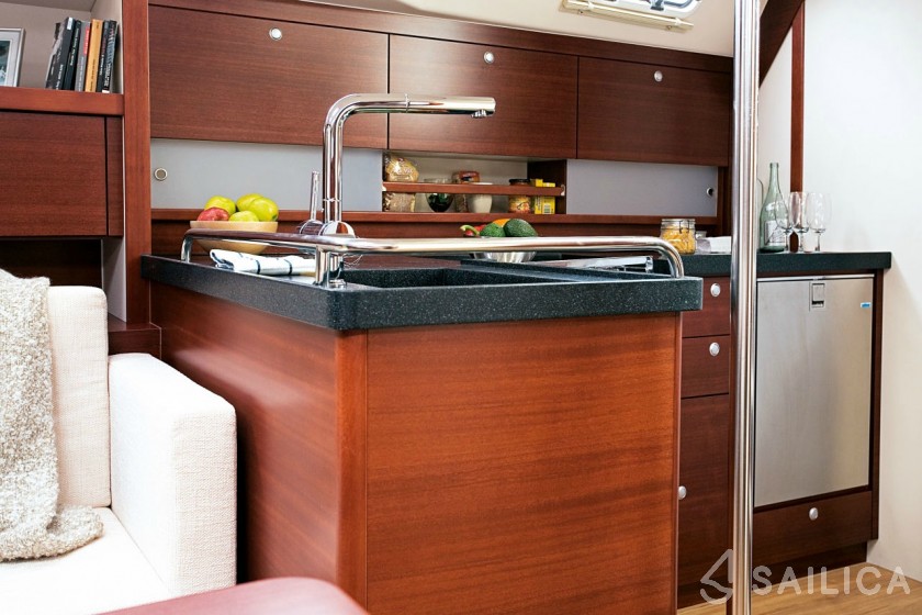 Hanse 470 - Yacht Charter Sailica