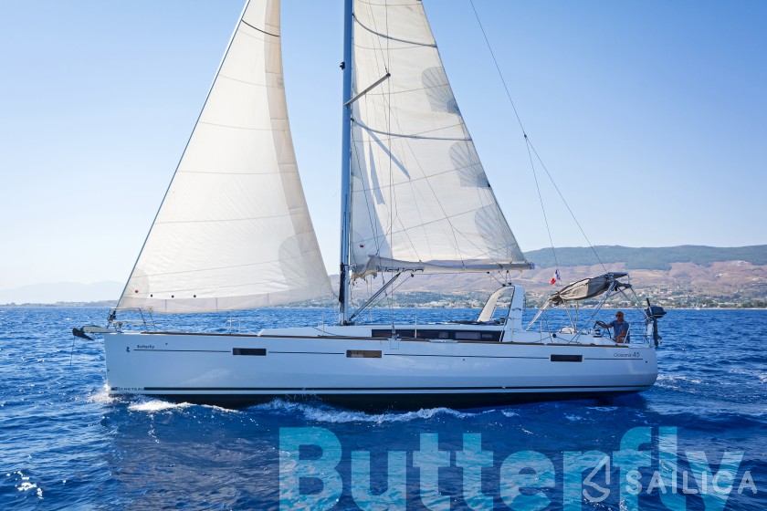 Oceanis 45 - Yacht Charter Sailica