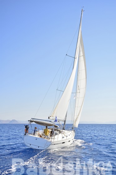Bavaria Cruiser 40 - Yacht Charter Sailica