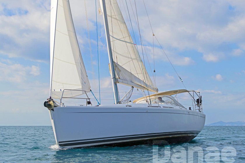 Hanse 400 - Yacht Charter Sailica