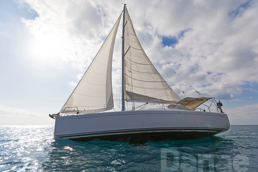 Hanse 400 - Yacht Charter Sailica