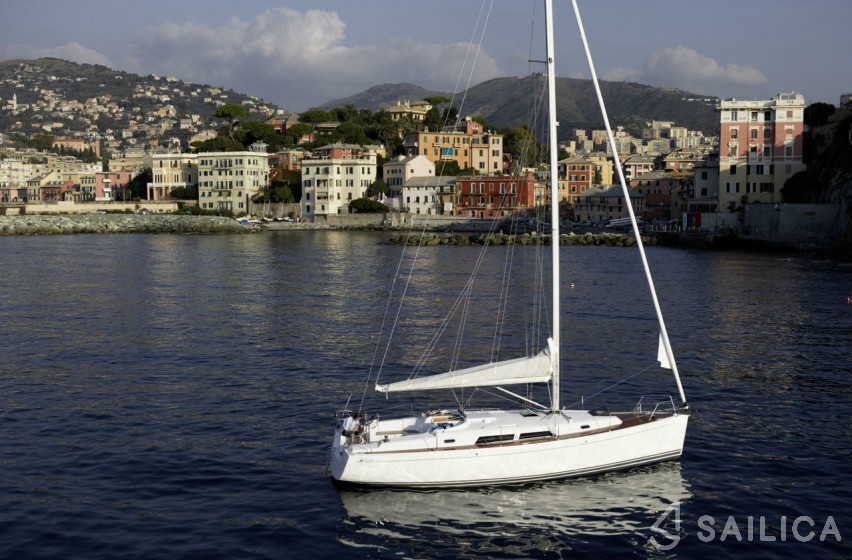 Hanse 400 - Yacht Charter Sailica