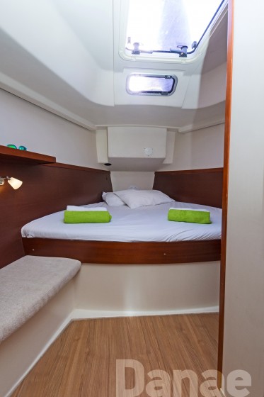 Hanse 400 - Yacht Charter Sailica