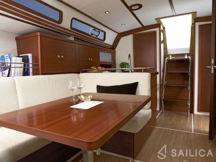 Hanse 400 - Yacht Charter Sailica