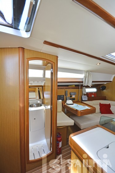 Sun Odyssey 36i - Yacht Charter Sailica