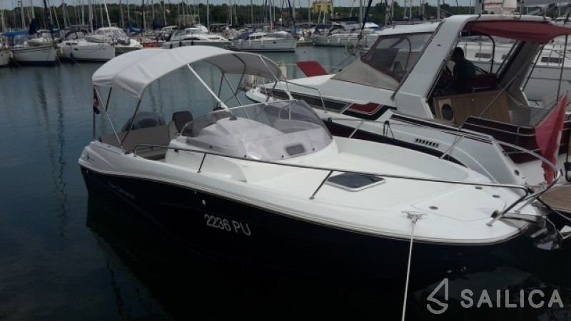 Cap Camarat 7.5 WA SERIE 2 - Yacht Charter Sailica