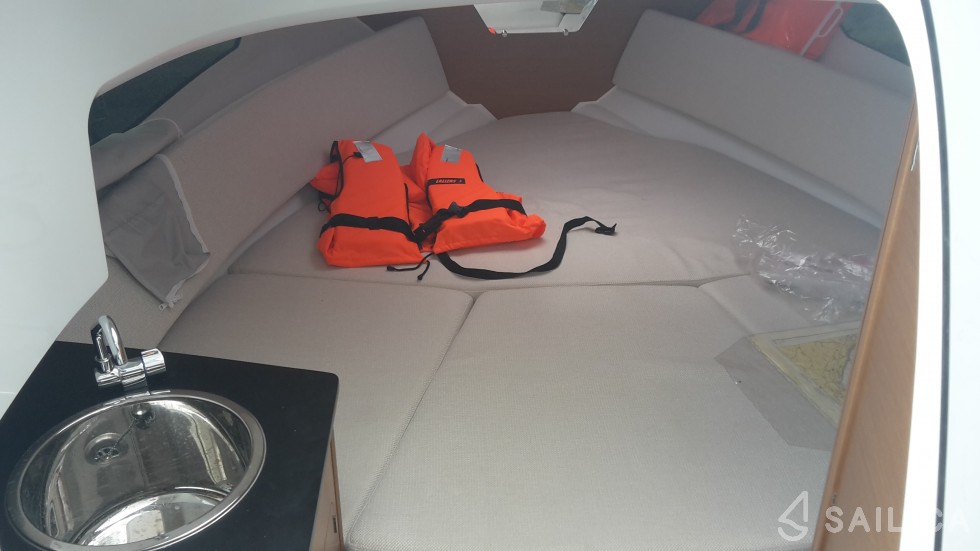 Cap Camarat 7.5 WA SERIE 2 - Yacht Charter Sailica
